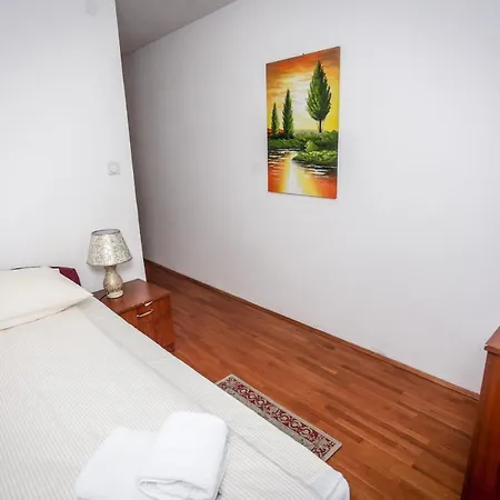 Bob 3* Sarajevo