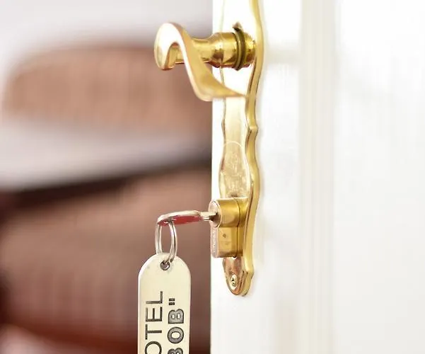 بيت ضيافة بي أو بي 4*